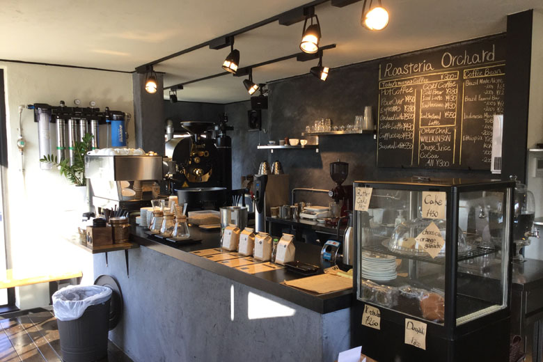 �R���R���e�i�{�H����5