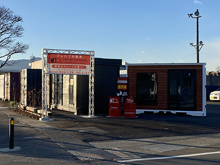 ��^�W����